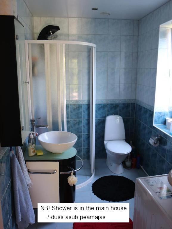 Cozy Summer House With Free Parking Near City Center & Beach Куресааре Екстериор снимка